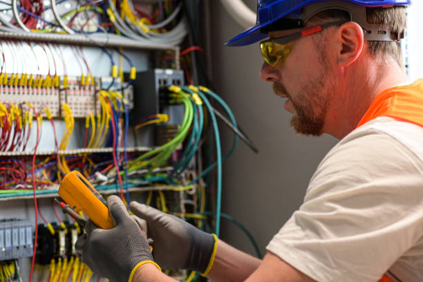 Best Affordable Emergency Electrician  in Farmington, MN